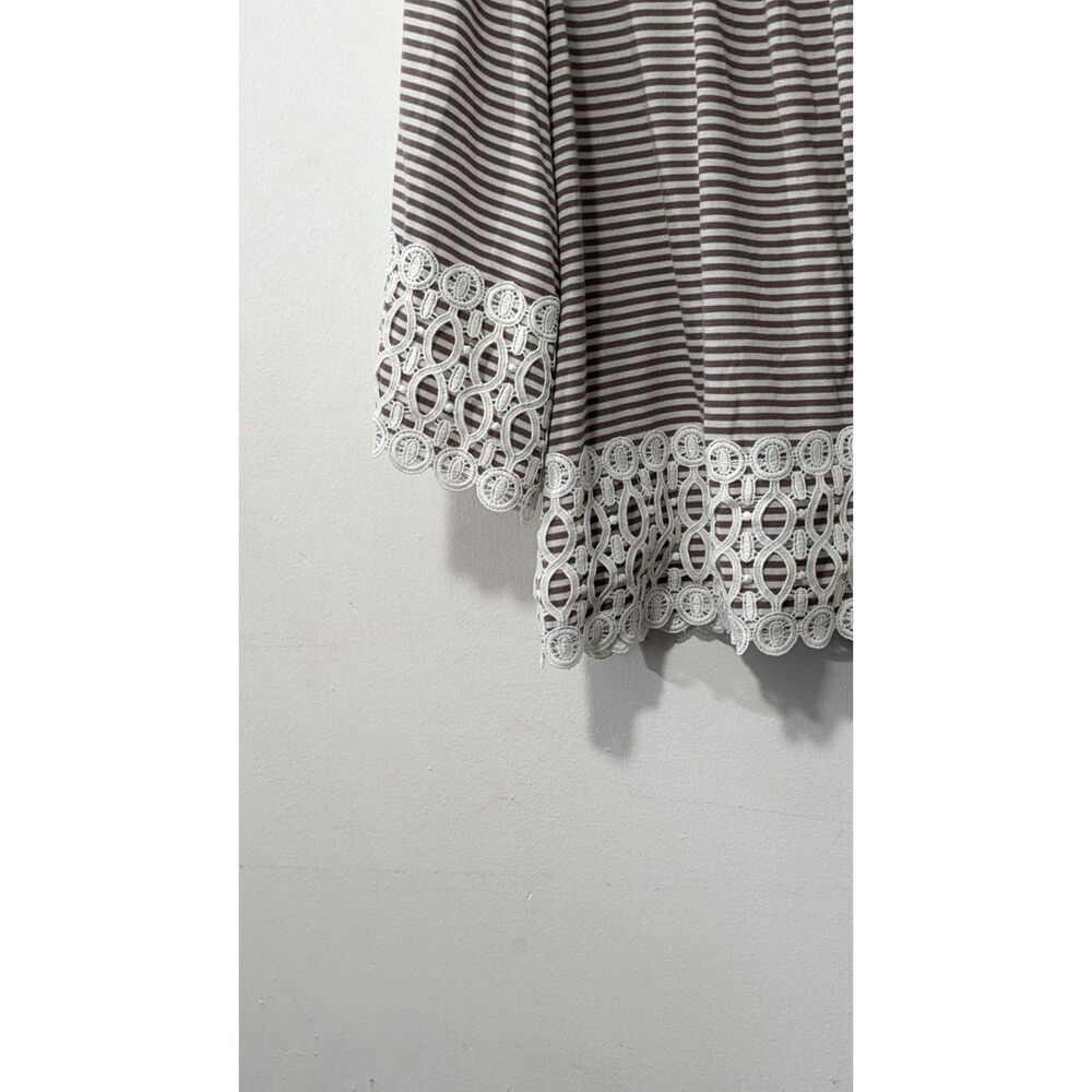 Studio JPR striped and laced peasant top sz. L - Picture 5 of 7